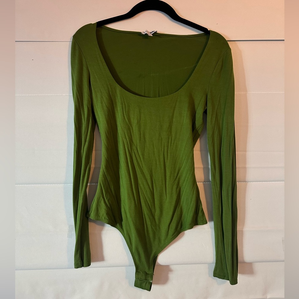Fashion Nova Green Long Sleeve Bodysuit